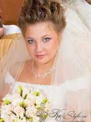 Высокие / Собранные, С аксессуарами / Цветами / Фатой от Свадебный стиль от Елены Катасоновой 1