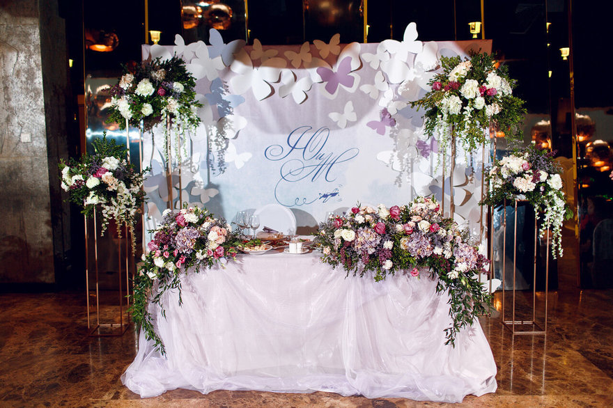 Классика, Тематический в Выездная регистрация, Ресторан / Банкетный зал от  2