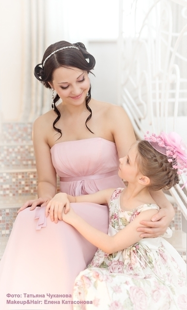 Высокие / Собранные, С аксессуарами / Цветами / Фатой от Свадебный стиль от Елены Катасоновой 2