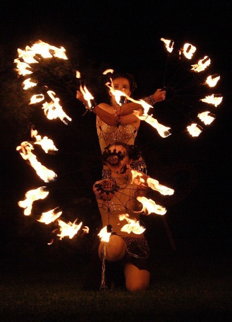 Фото огненного шоу на свадьбу от Лаборатория Огня 3