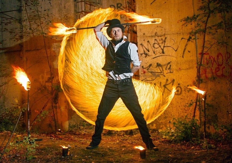 Фото огненного шоу на свадьбу от Лаборатория Огня 6