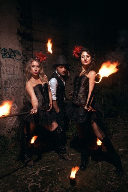 Фото огненного шоу на свадьбу от Лаборатория Огня 15