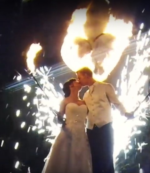 Огненное шоу Свадебное на свадьбу от Лаборатория Огня 1