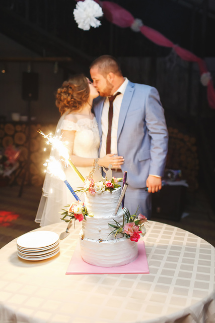 Вдали от города от Свадебная Студия PUDRA 16