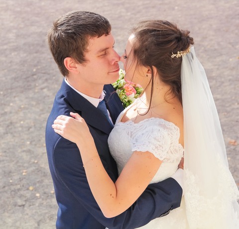 Высокие / Собранные, С аксессуарами / Цветами / Фатой от Dina beauty style 2