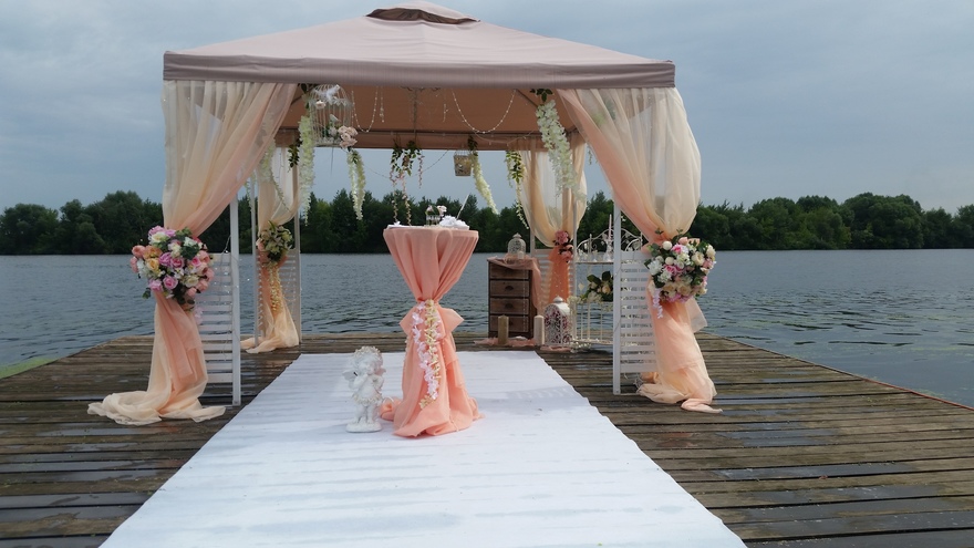 Классика в Шатер от Студия декора Золотой шар 3