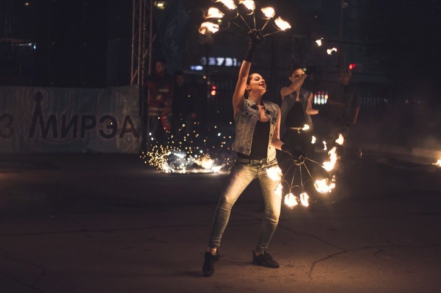 Огненное шоу Rock Fire Fest на свадьбу от Театр огня и света Ферро 3