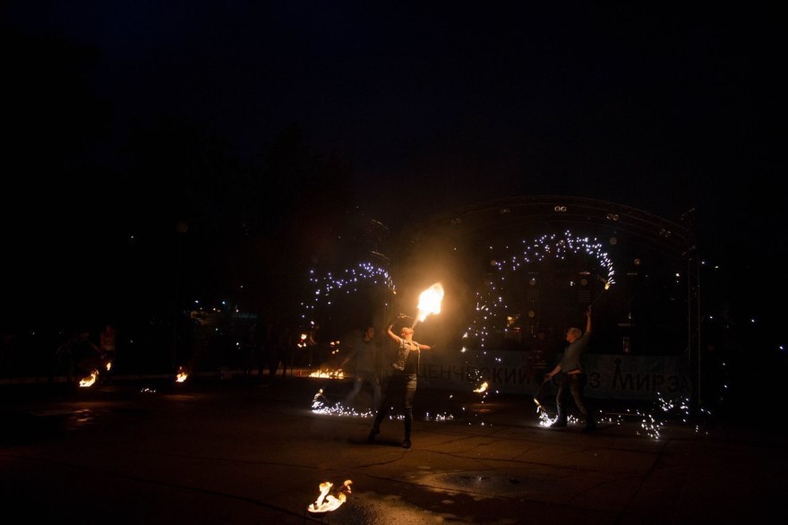 Огненное шоу Rock Fire Fest на свадьбу от Театр огня и света Ферро 16