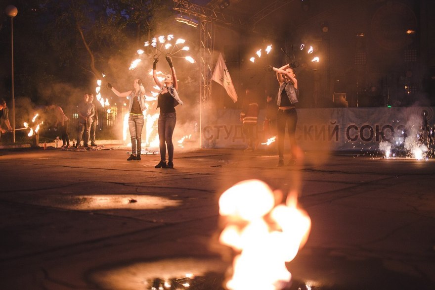 Огненное шоу Rock Fire Fest на свадьбу от Театр огня и света Ферро 18