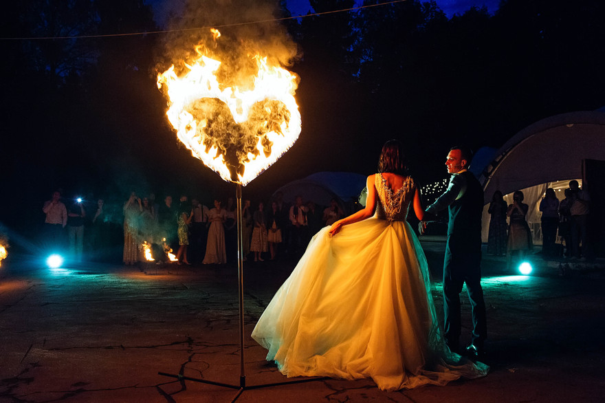 Огненное шоу Rois de Flamme на свадьбу от Театр огня и света Ферро 1