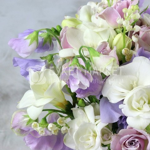 Классический круглый name от Букет Маркет 3