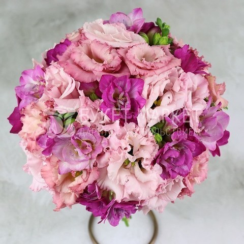 Классический круглый name от Букет Маркет 2