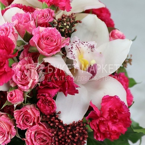 Классический круглый name от Букет Маркет 3