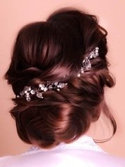 В греческом стиле, С аксессуарами / Цветами / Фатой от MakeUp and hairstyle by Saney 2