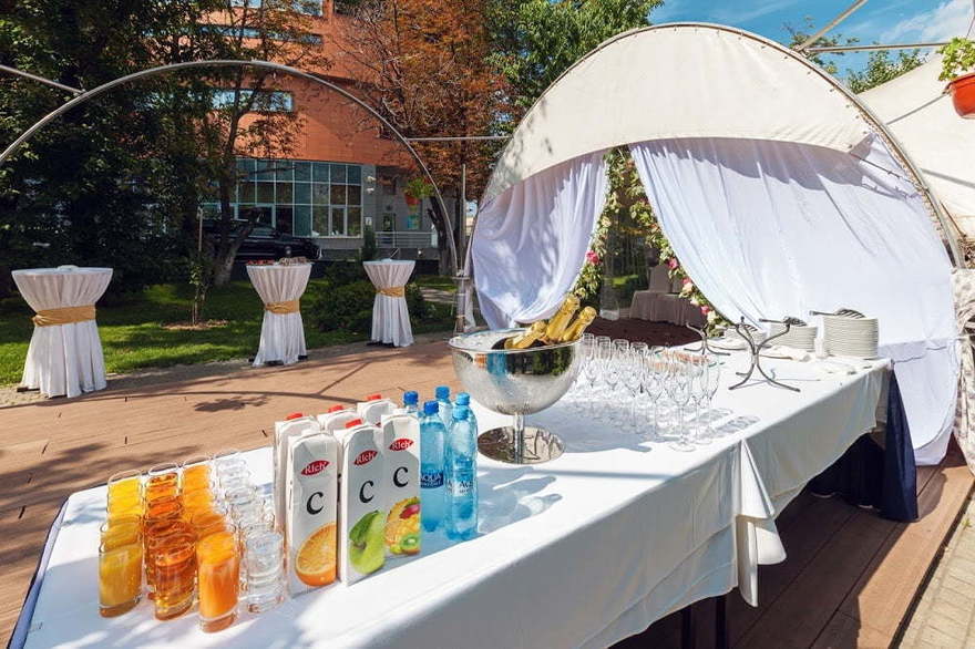 Веранда Renaissance Monarch Centre Moscow Hotel в Москве 2