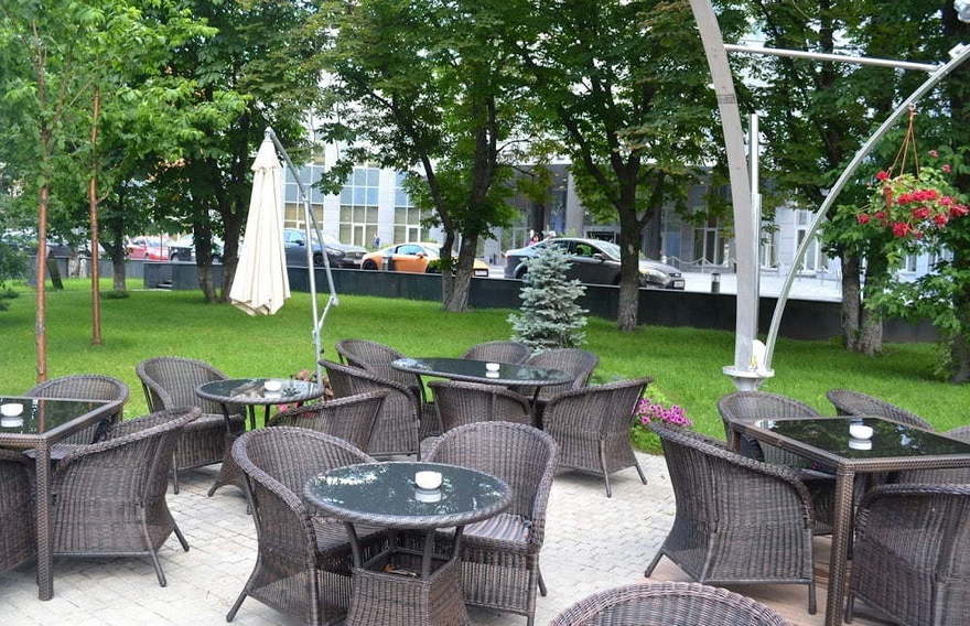 Веранда Renaissance Monarch Centre Moscow Hotel в Москве 3