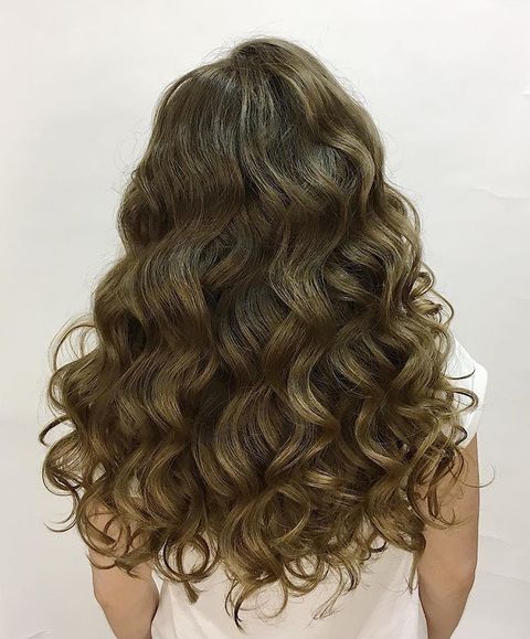 Распущенные, Локоны / Локоны на один бок от Свадебный стилист-визажист Варибрус Мария 2