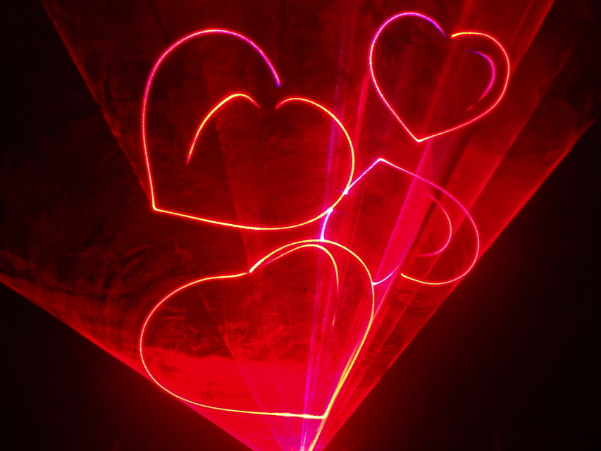 Лазерное шоу на свадьбу от Laser Artist – профессиональное лазерное шоу 14