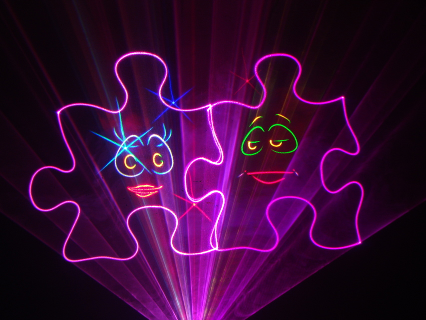 Лазерное шоу на свадьбу от Laser Artist – профессиональное лазерное шоу 16