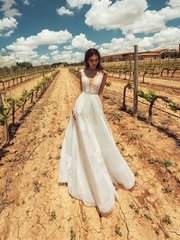 Свадебное платье Mirilai. Силуэт А-силуэт. Цвет Белый / Молочный. Вид 1