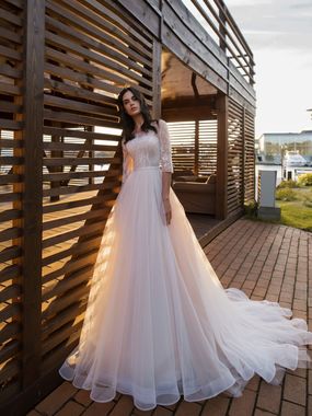 Свадебное платье Кидни. Силуэт А-силуэт. Цвет Айвори / Капучино. Вид 1