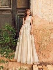 Свадебное платье Sara. Силуэт А-силуэт. Цвет Айвори / Капучино. Вид 1