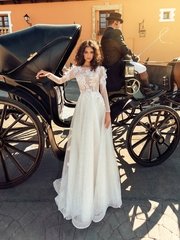 Свадебное платье Karina. Силуэт А-силуэт. Цвет Белый / Молочный. Вид 1