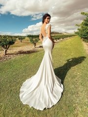 Свадебное платье Alasia. Силуэт Рыбка. Цвет Белый / Молочный. Вид 2