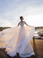 Свадебное платье Лилье. Силуэт А-силуэт. Цвет Айвори / Капучино. Вид 1