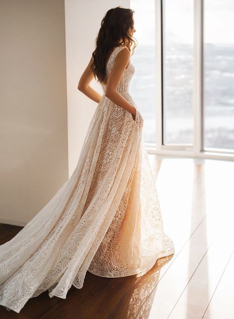 Свадебное платье Мартина. Силуэт А-силуэт. Цвет Айвори / Капучино. Вид 3