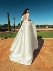 Свадебное платье Alomena. Силуэт А-силуэт. Цвет Белый / Молочный. Вид 2