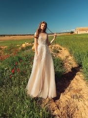 Свадебное платье Olivia. Силуэт А-силуэт. Цвет Айвори / Капучино. Вид 1