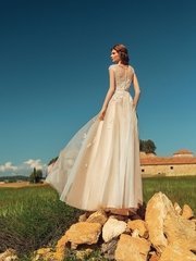 Свадебное платье Olivia. Силуэт А-силуэт. Цвет Айвори / Капучино. Вид 2