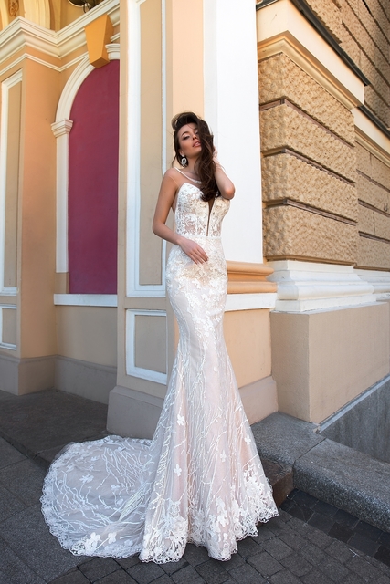 Свадебное платье Chicoreus Chicoreum. Силуэт Рыбка. Цвет Белый / Молочный. Вид 3