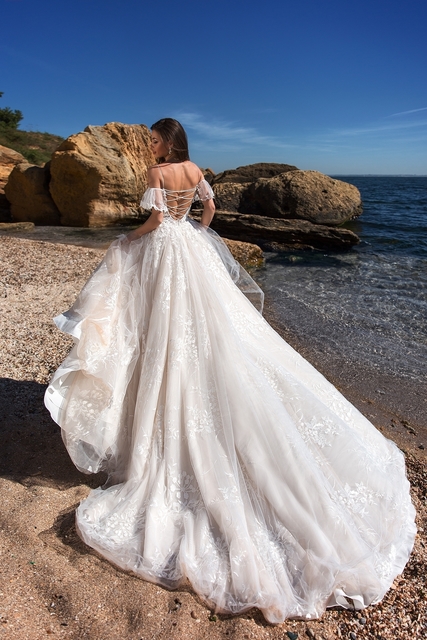 Свадебное платье Codakia Tigerina. Силуэт А-силуэт. Цвет Белый / Молочный. Вид 2