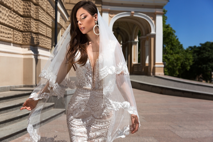 Свадебное платье Starfish Jungle. Силуэт Рыбка. Цвет Белый / Молочный. Вид 3