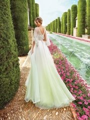 Свадебное платье Августина. Силуэт А-силуэт. Цвет Белый / Молочный, оттенки Розового, оттенки Зеленого. Вид 2