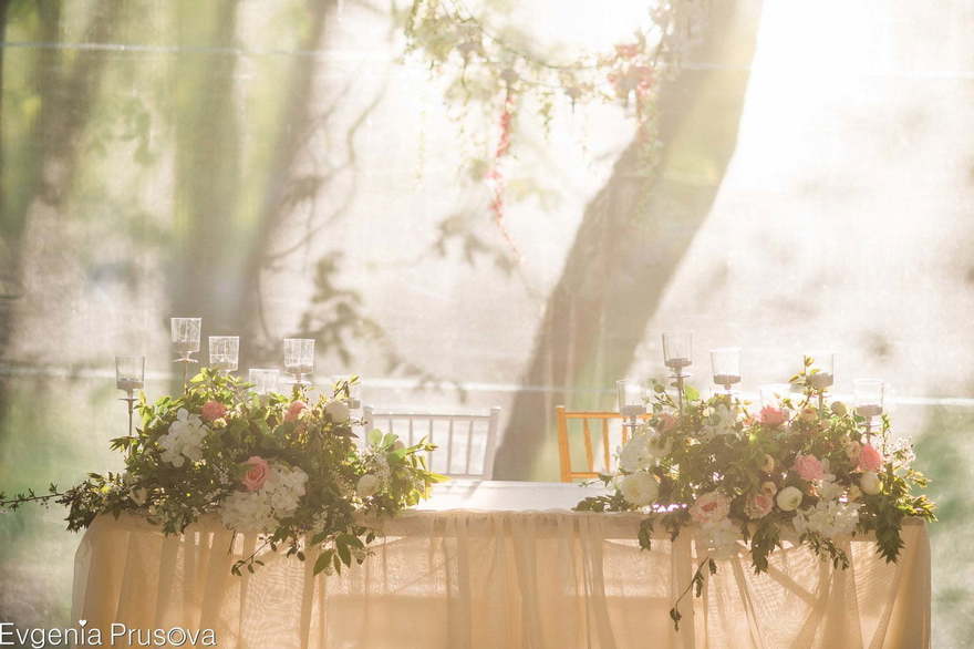 Шатер Прованс-отель 4 Сезона в Москве 2