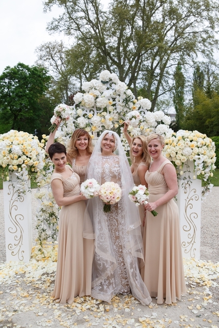 Классика в Выездная регистрация, Ресторан / Банкетный зал от Студия цветов Slava Rosca 11