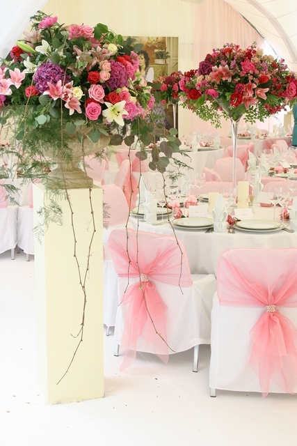 Весенняя / Летняя в Ресторан / Банкетный зал от Студия цветов Slava Rosca 5