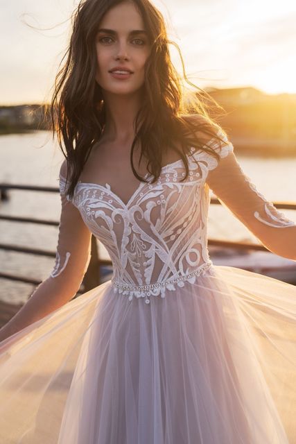 Свадебное платье Росселина-2. Силуэт А-силуэт. Цвет Айвори / Капучино, оттенки Розового. Вид 3