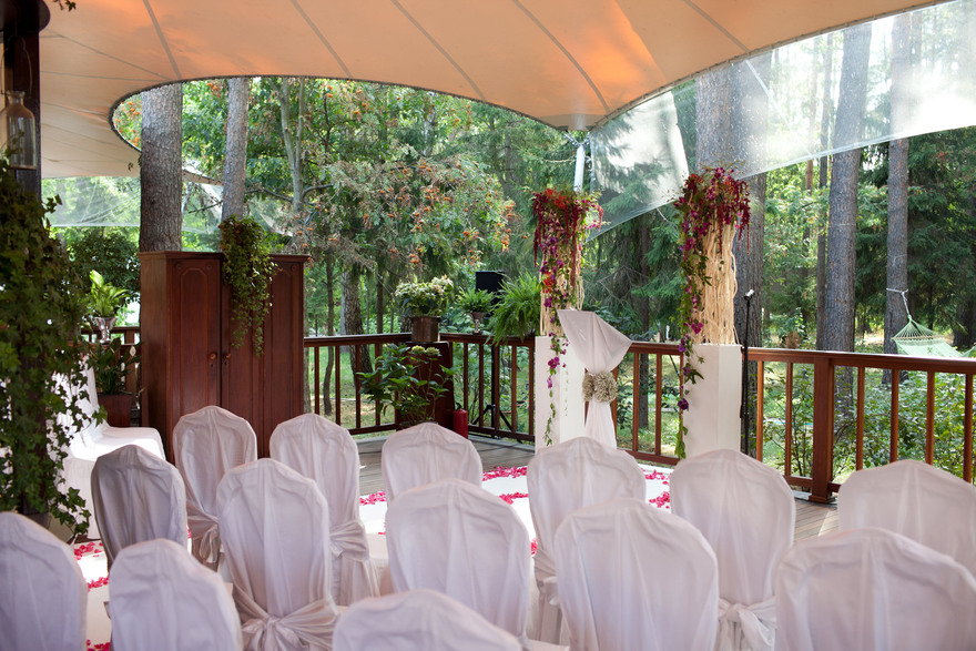 Классика в Выездная регистрация, Ресторан / Банкетный зал от Студия цветов Slava Rosca 8