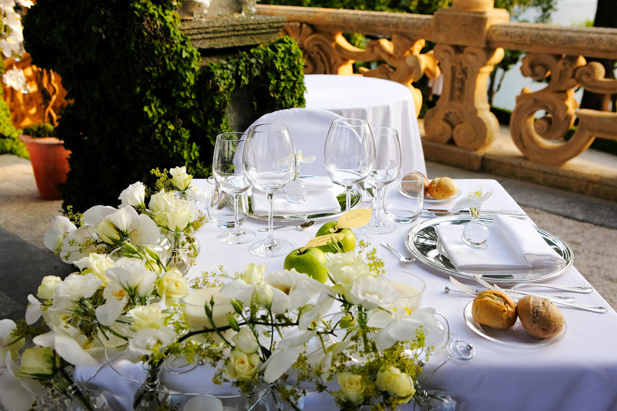 Классика в Ресторан / Банкетный зал от Студия цветов Slava Rosca 8