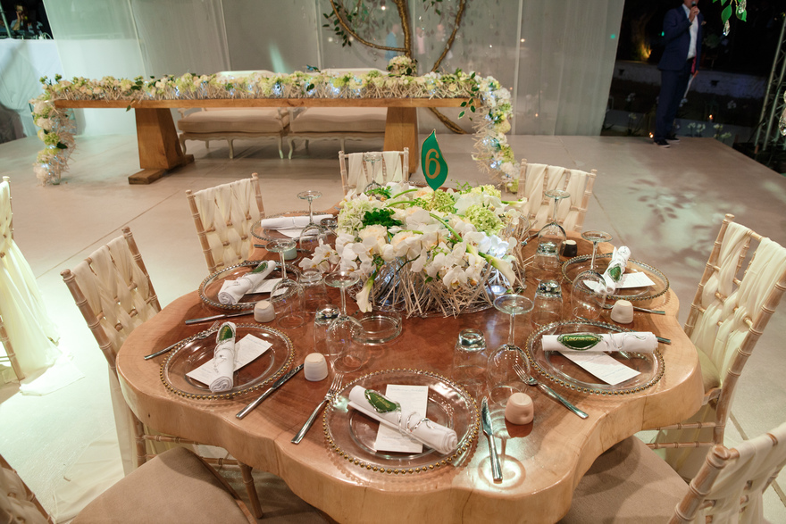 Весенняя / Летняя в Выездная регистрация, Ресторан / Банкетный зал от Студия цветов Slava Rosca 7