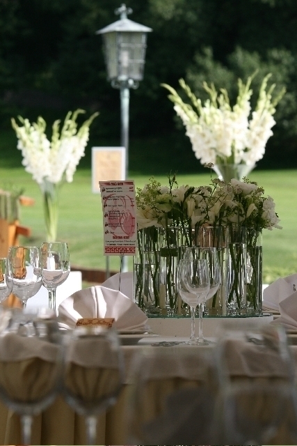 Классика в Ресторан / Банкетный зал от Студия цветов Slava Rosca 9