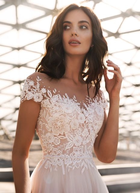 Свадебное платье Стэйси. Силуэт А-силуэт. Цвет Айвори / Капучино. Вид 3