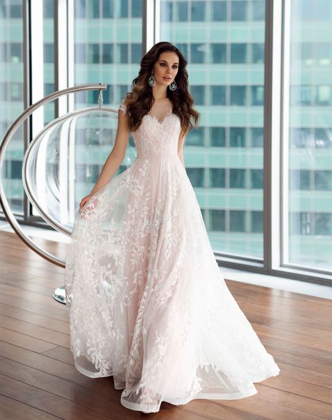 Свадебное платье Элия. Силуэт А-силуэт. Цвет Айвори / Капучино, оттенки Розового. Вид 3