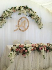 Президиум / Стол молодоженов в Шебби шик, Весенняя / Летняя от Студия декора и флористики Charm ELLE 1