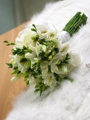 Классический круглый, Монобукет из одного вида цветов name от Студия декора и флористики Charm ELLE 1