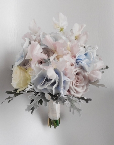 Классический круглый name от Студия декора и флористики Charm ELLE 2